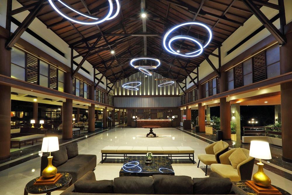 Lombok Raya Hotel Mataram Exterior photo