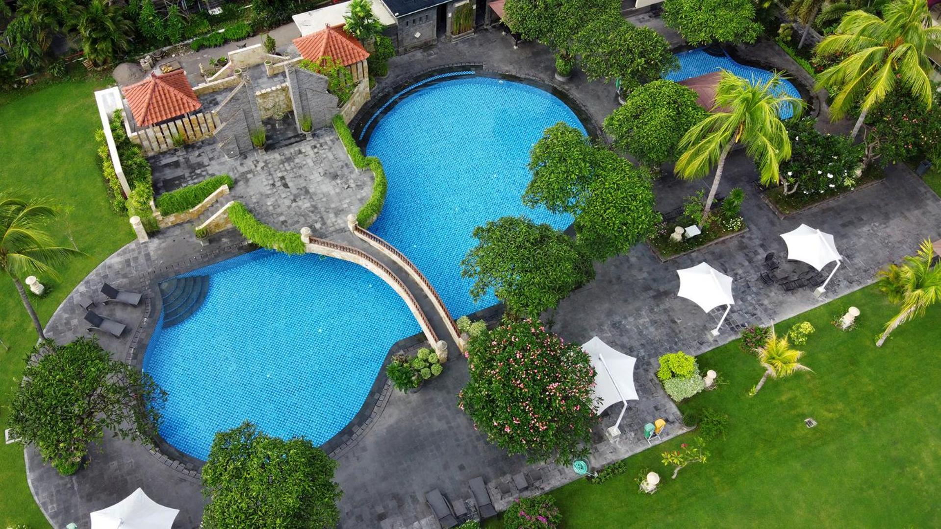 Lombok Raya Hotel Mataram Exterior photo